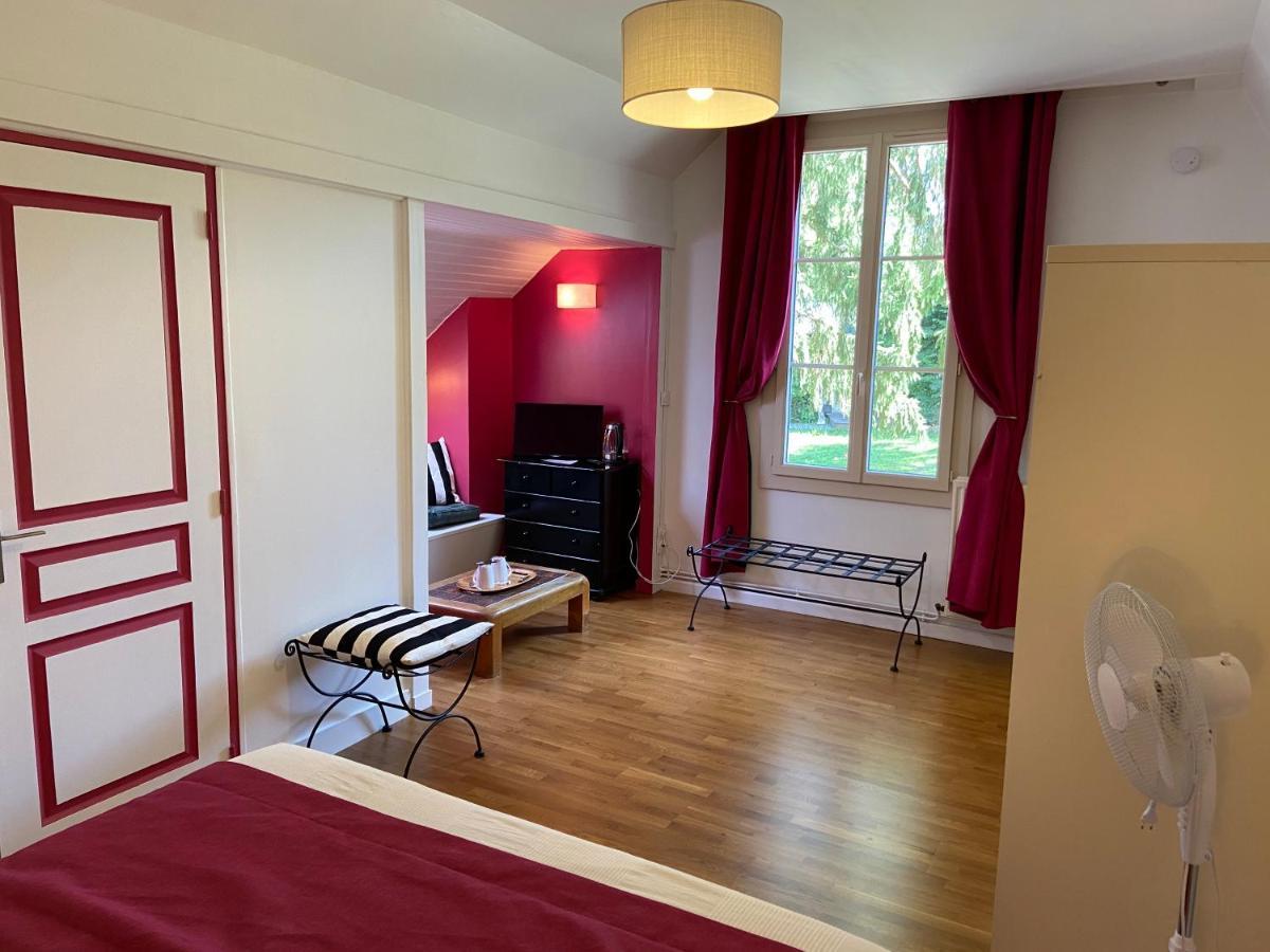 Le Moulin Calme Bed & Breakfast Luceau Exterior photo