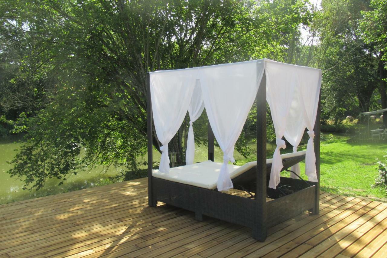 Le Moulin Calme Bed & Breakfast Luceau Exterior photo